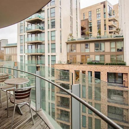 Modern 3 Bedroom Apartment In Paddington London Bagian luar foto